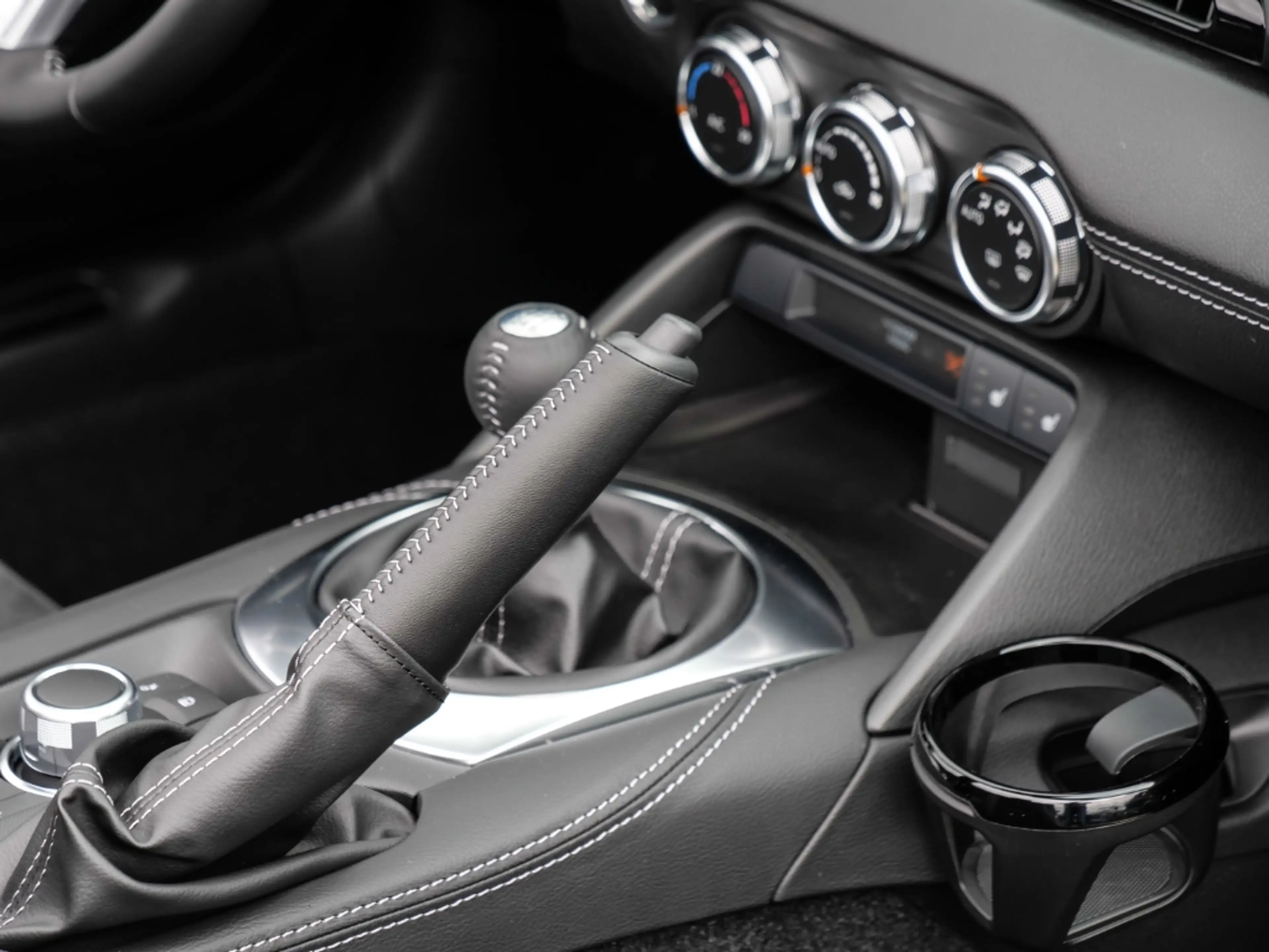 Mazda MX-5 1.5L SKYACTIV-G 132 6MT RWD Homura EU6e — photo 15