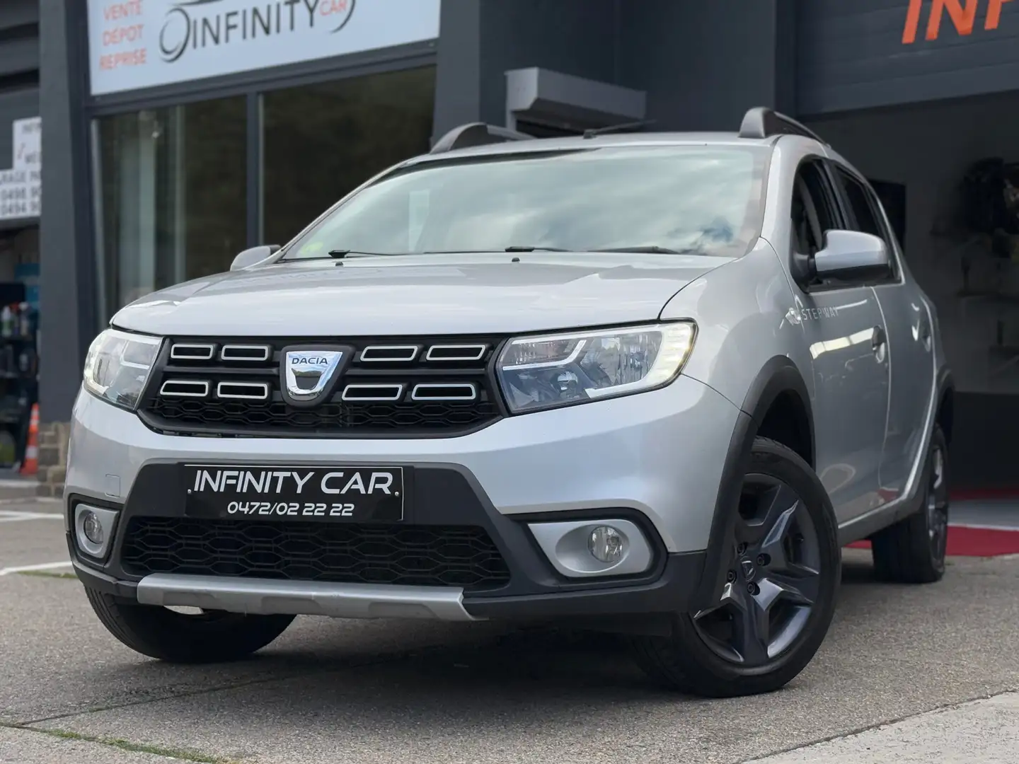 Dacia Sandero Sandero Stepway 0.9 TCe Explorer Easy-R Argent - 2