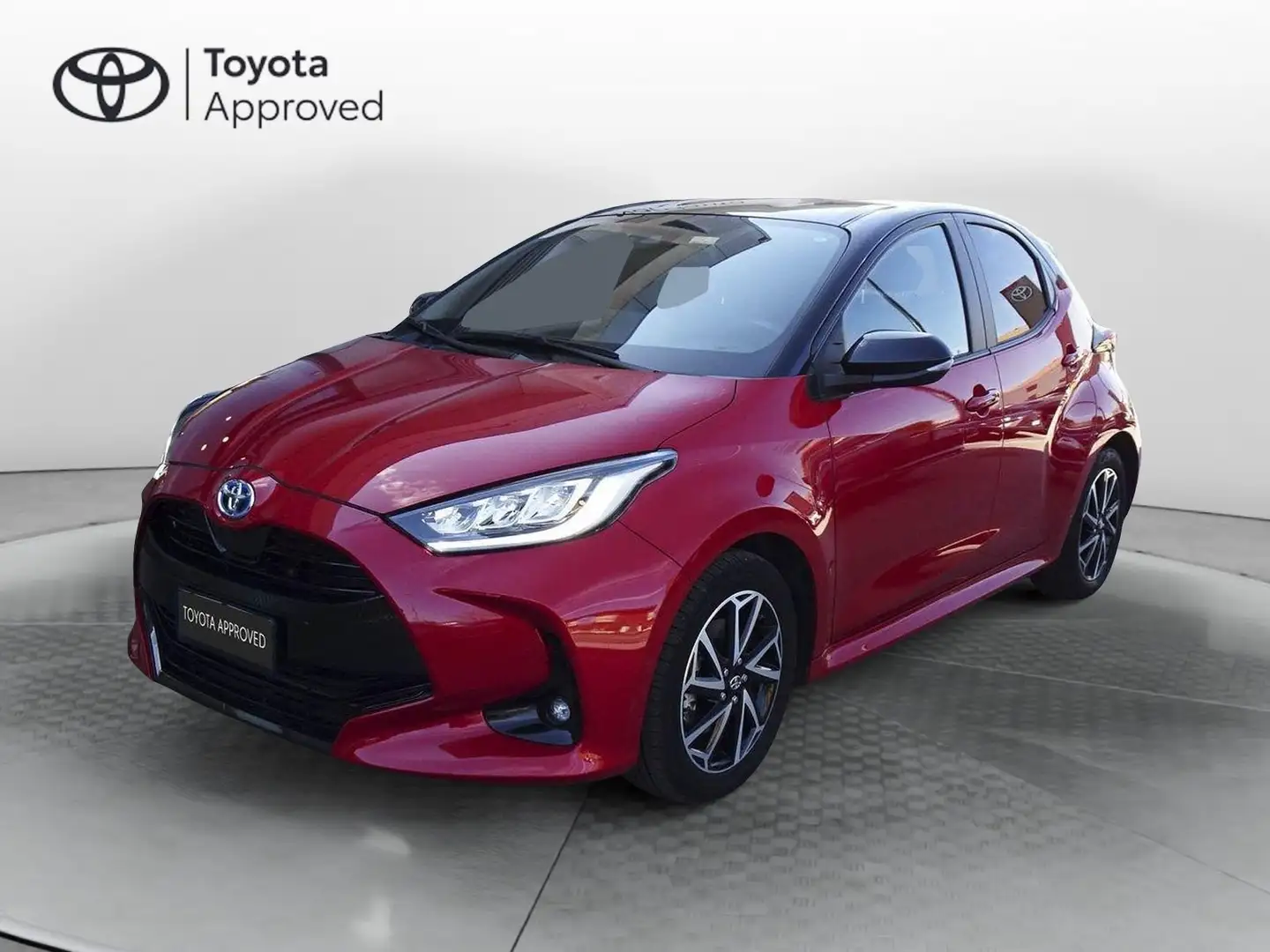 Toyota Yaris 1.5 Hybrid 5 porte Style Rosso - 1