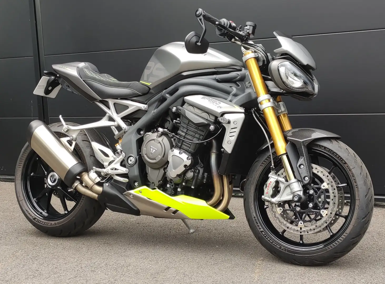 Triumph Speed Triple 1200 RS Grigio - 1