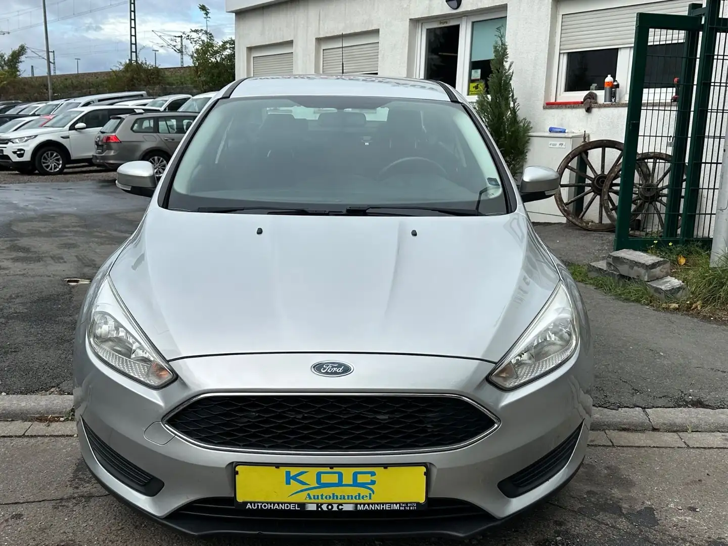 Ford Focus Lim. Trend / 1. Hand Argent - 2