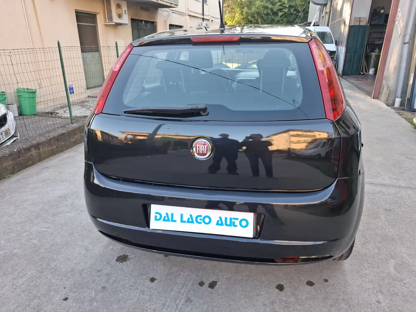 Fiat Grande Punto 5p 1.3 mjt 16v Actual s&s 75cv Negro - 2