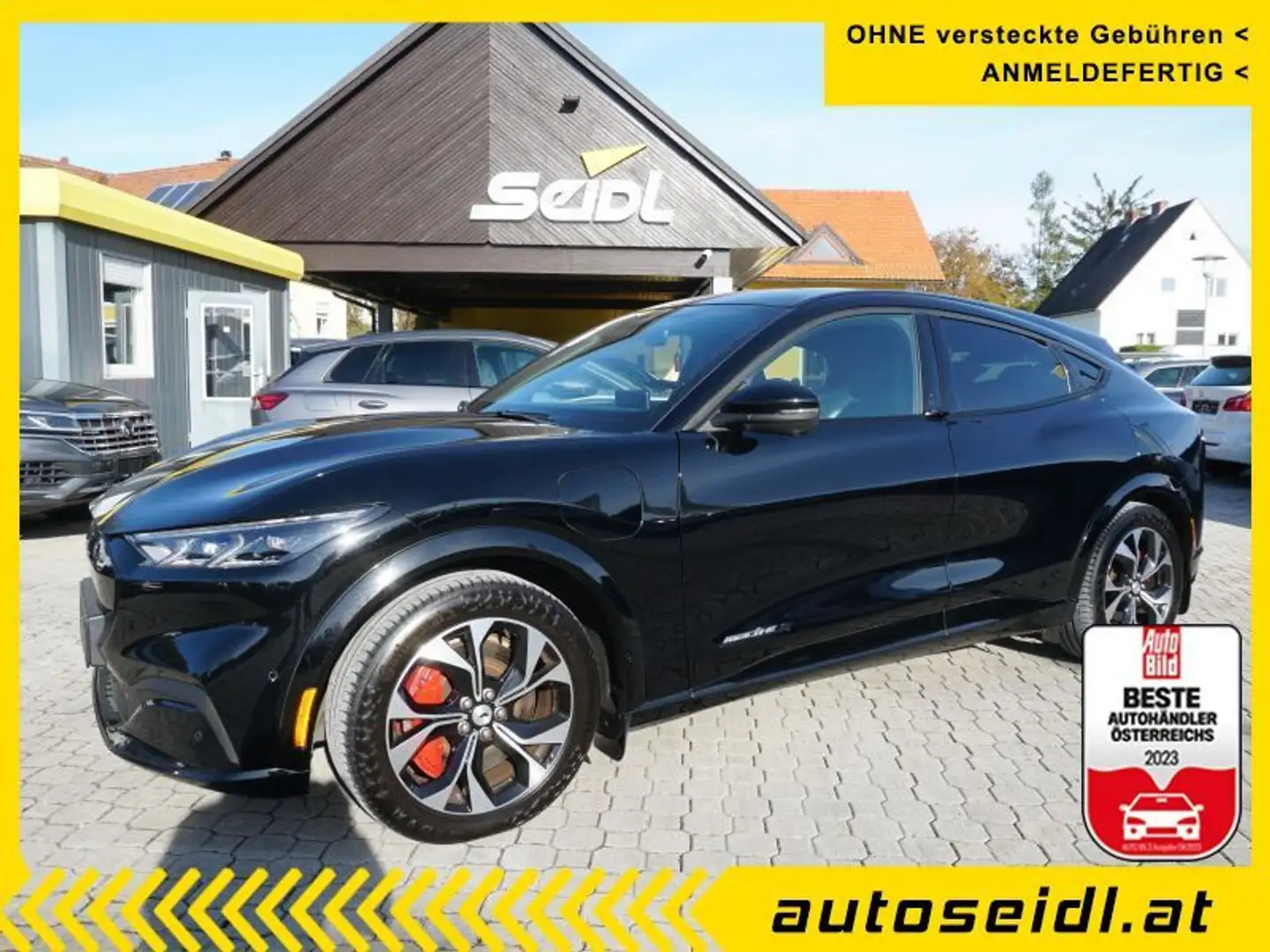 Ford Mustang Mach-E Extended Range AWD Aut. *TOPAUSSTATTUNG* Schwarz - 1
