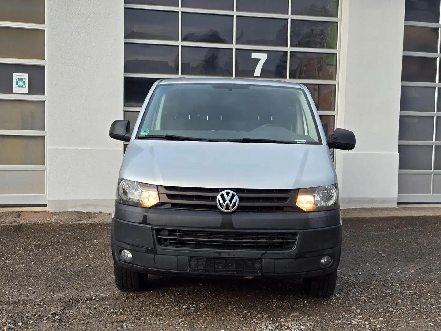 Volkswagen T5 Transporter Kasten-Kombi Kasten 4Motion Silber - 2