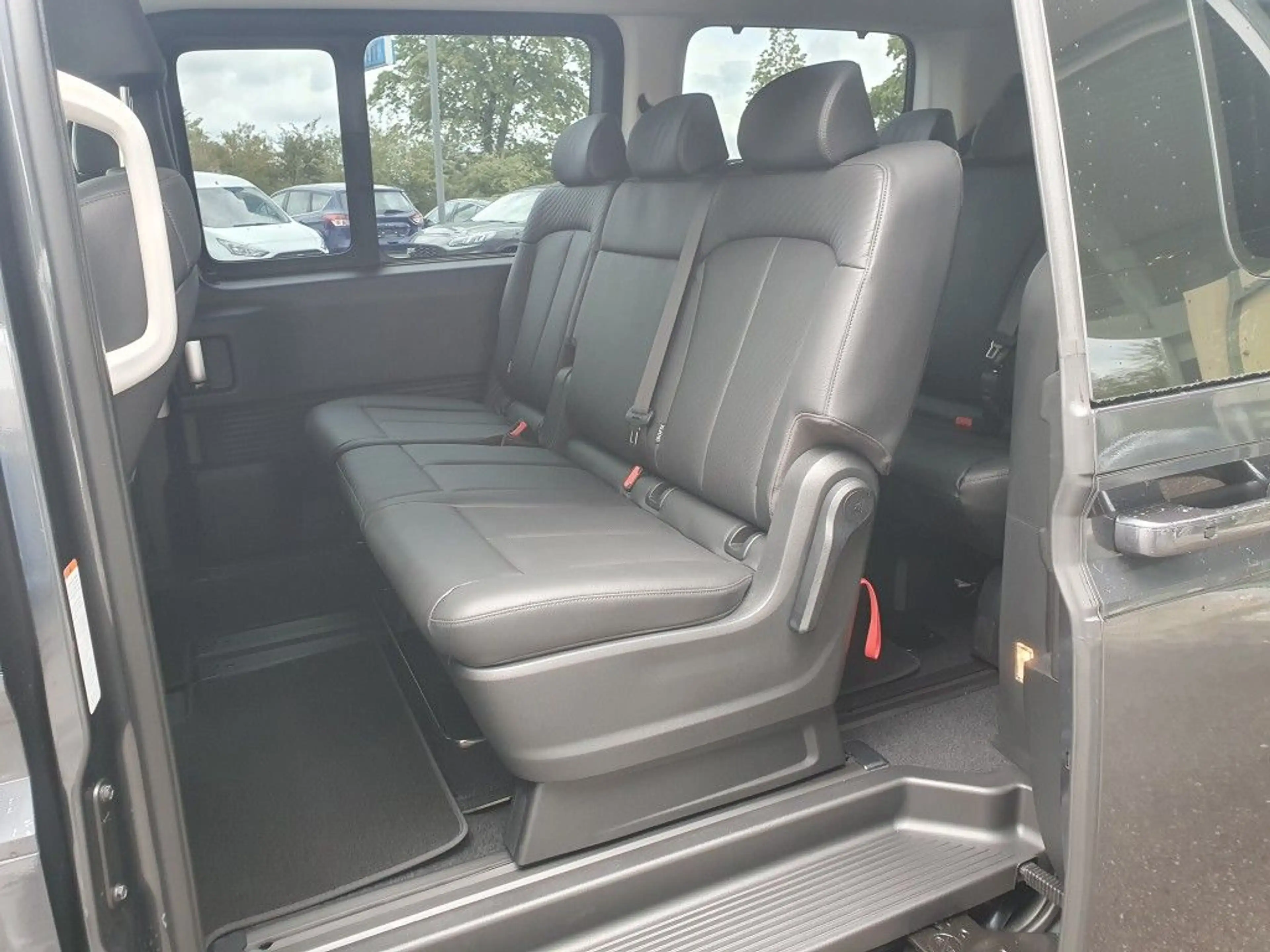 Hyundai STARIA 2.2 CRDi Prime — photo 10