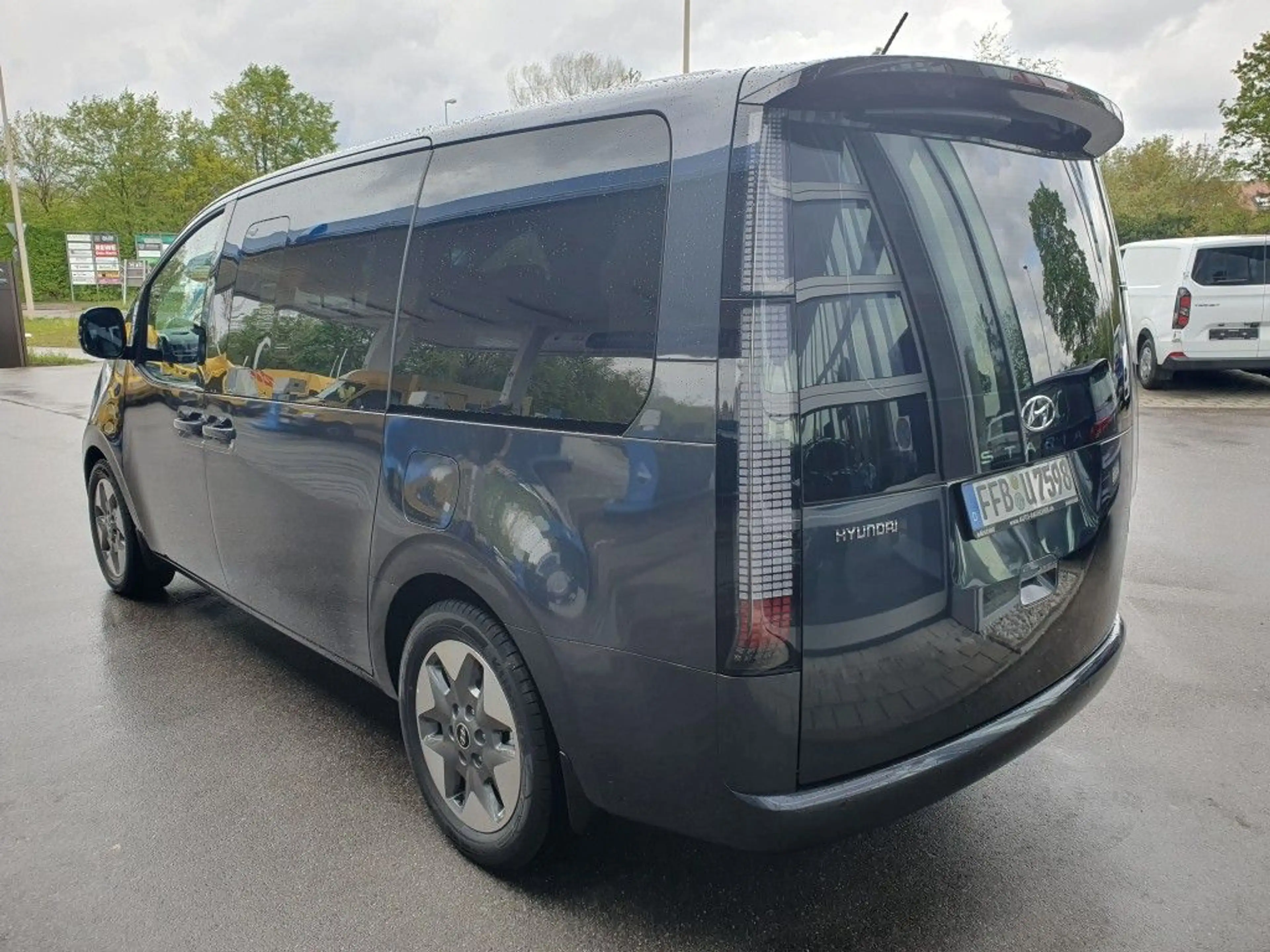 Hyundai STARIA 2.2 CRDi Prime — photo 6