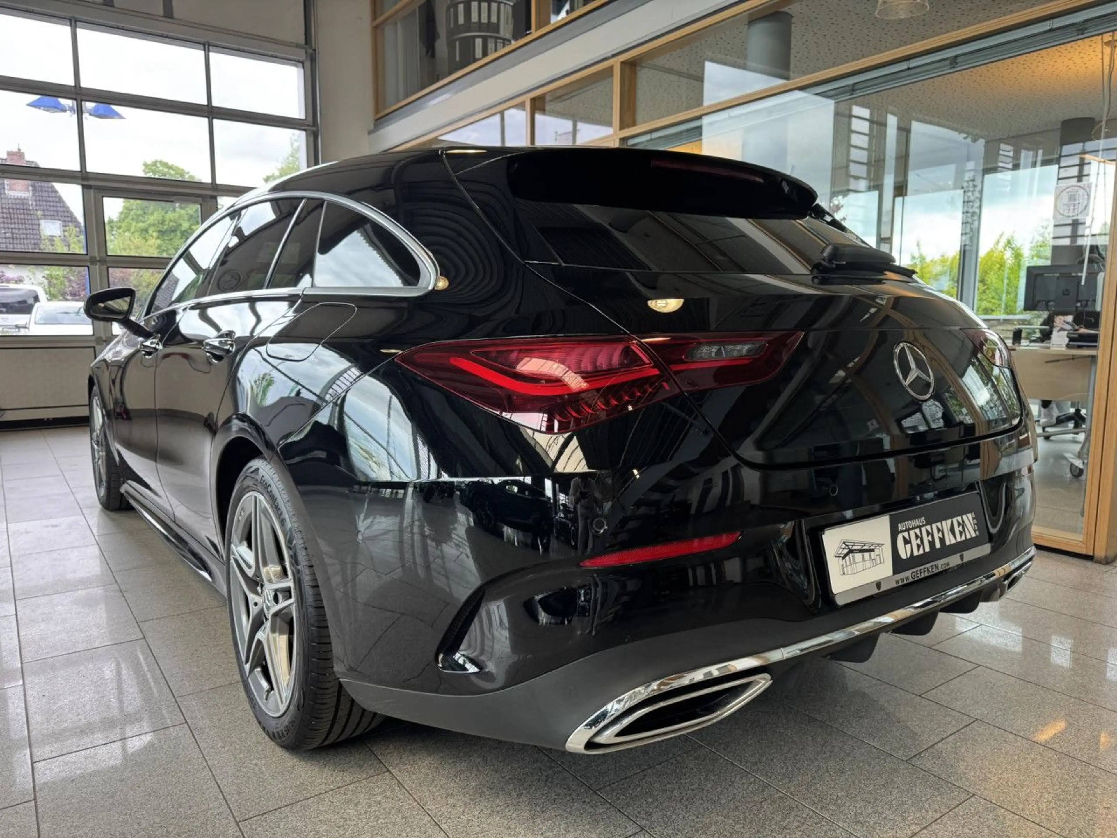 Mercedes-Benz CLA 200 Shooting Brake AMG Line, Facelift, MBUX! — photo 5