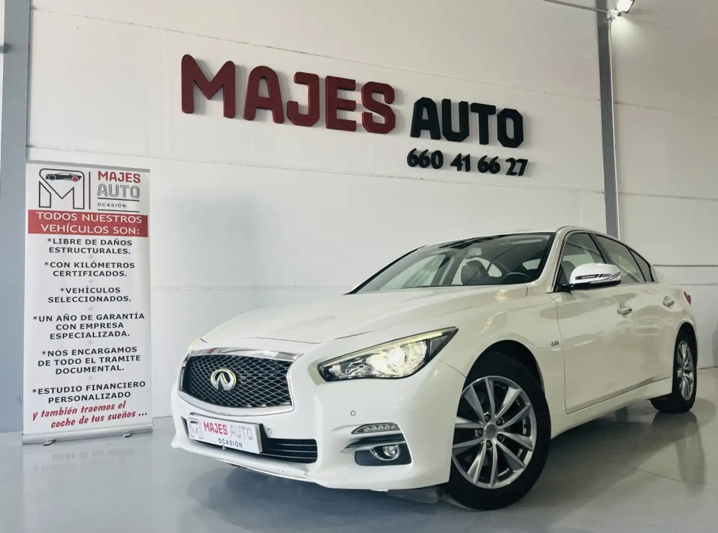 Infiniti Q50 2.2d Q Design Aut. Weiß - 1