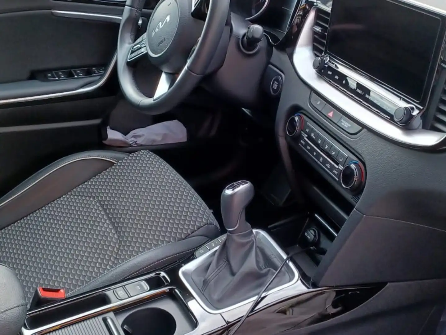 Kia Ceed / cee'd 1.0 T-GDi Pulse 120 MT6 Noir - 2