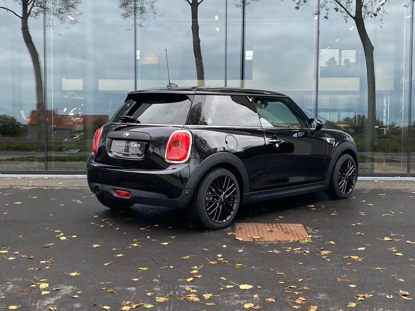 MINI One Automaat,Parkeerhulp,Getinte ruiten,Navigatie Zwart - 2