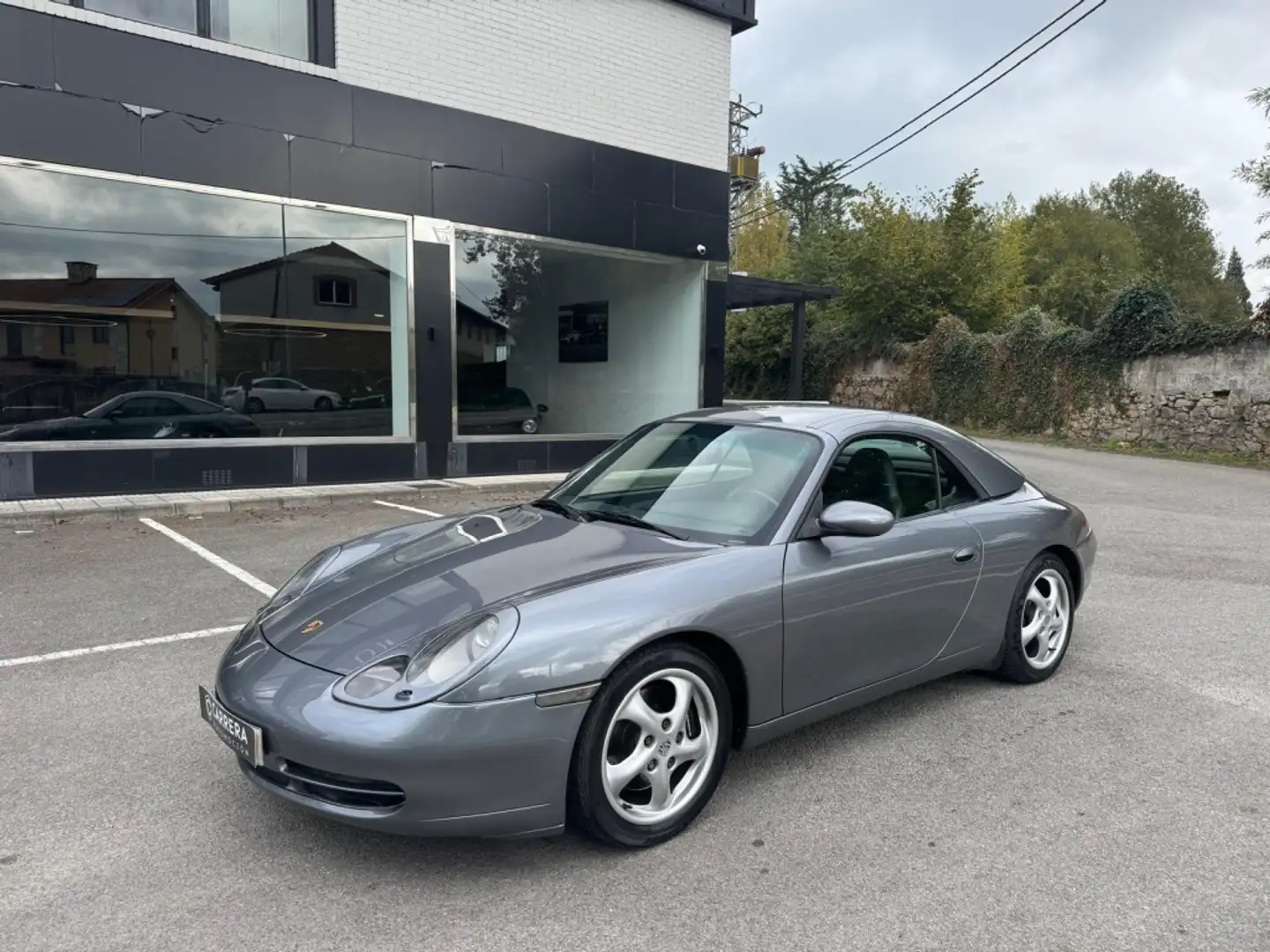 Porsche 996 Carrera Cabrio Gris - 1