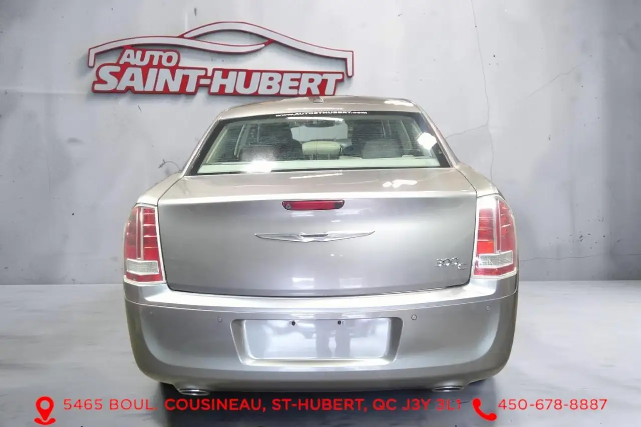 Chrysler 300 снимка Chrysler 300
