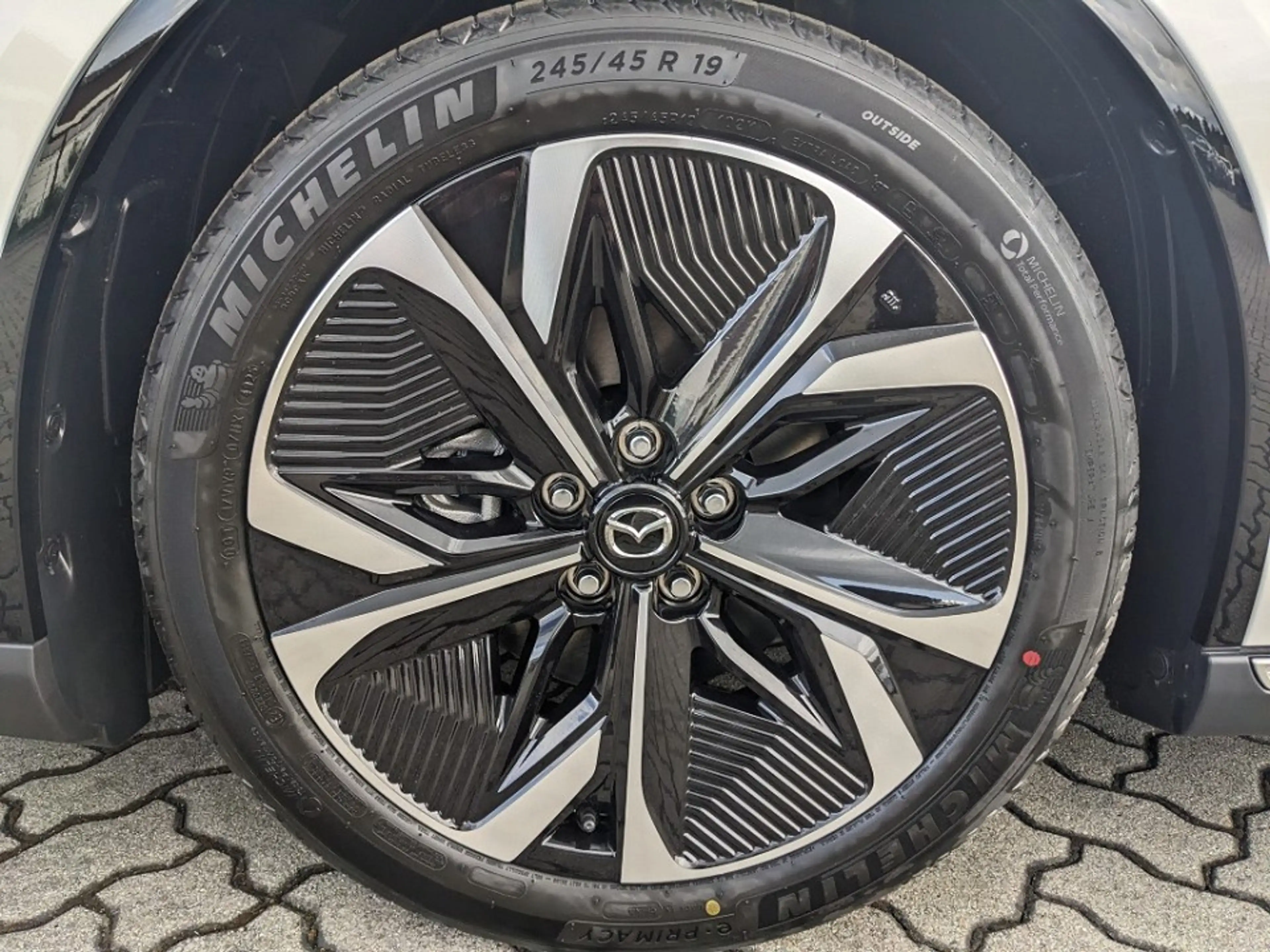 Mazda 6e EV (258PS) Takumi Panoramadach — photo 8