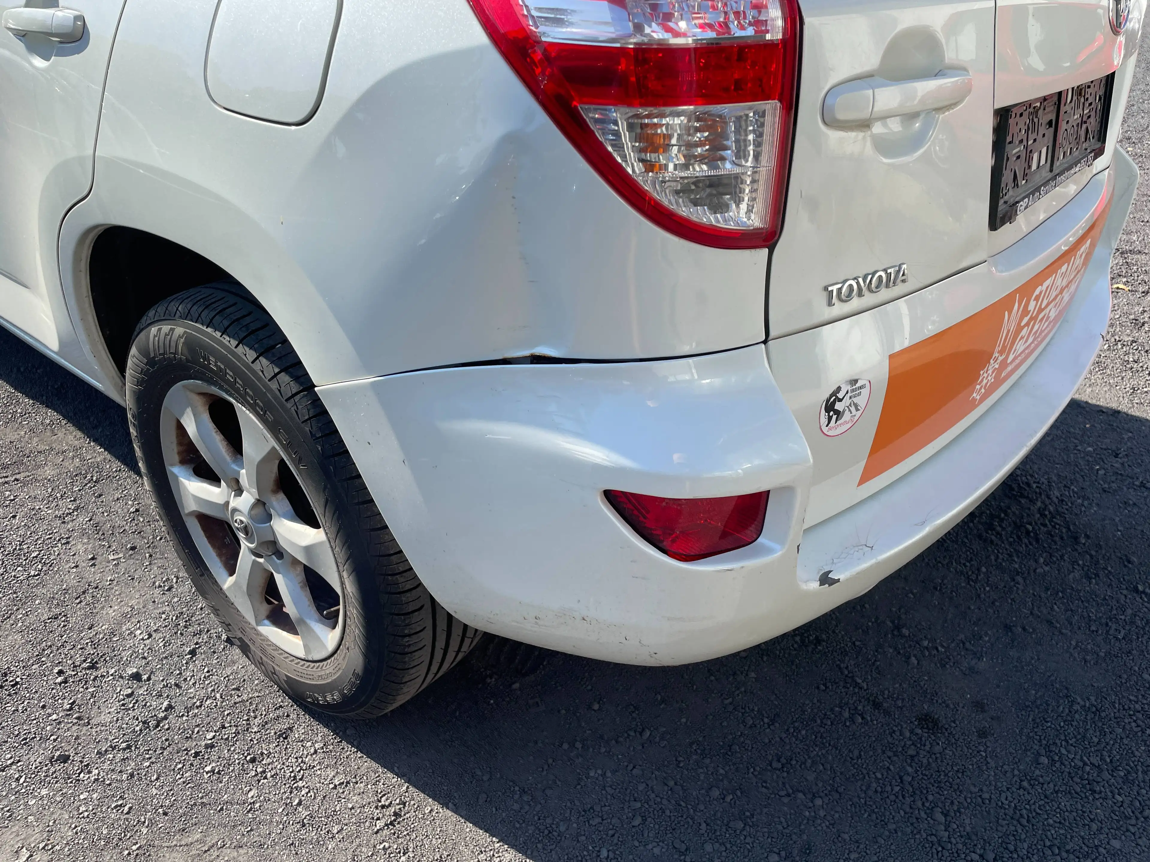 Toyota RAV 4 Basis — photo 8