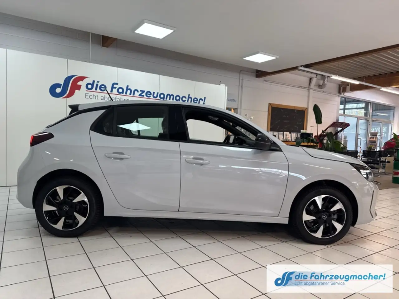 Opel Corsa GS LED Apple CarPlay Android Auto Klimaautom Musik, миниатюра 6