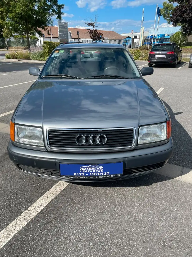 Audi 100 - 2