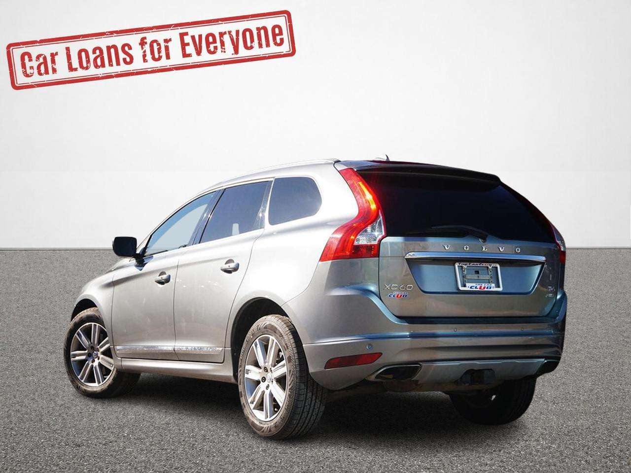 2016 Volvo XC60 T6 Drive-E Premier alt 4
