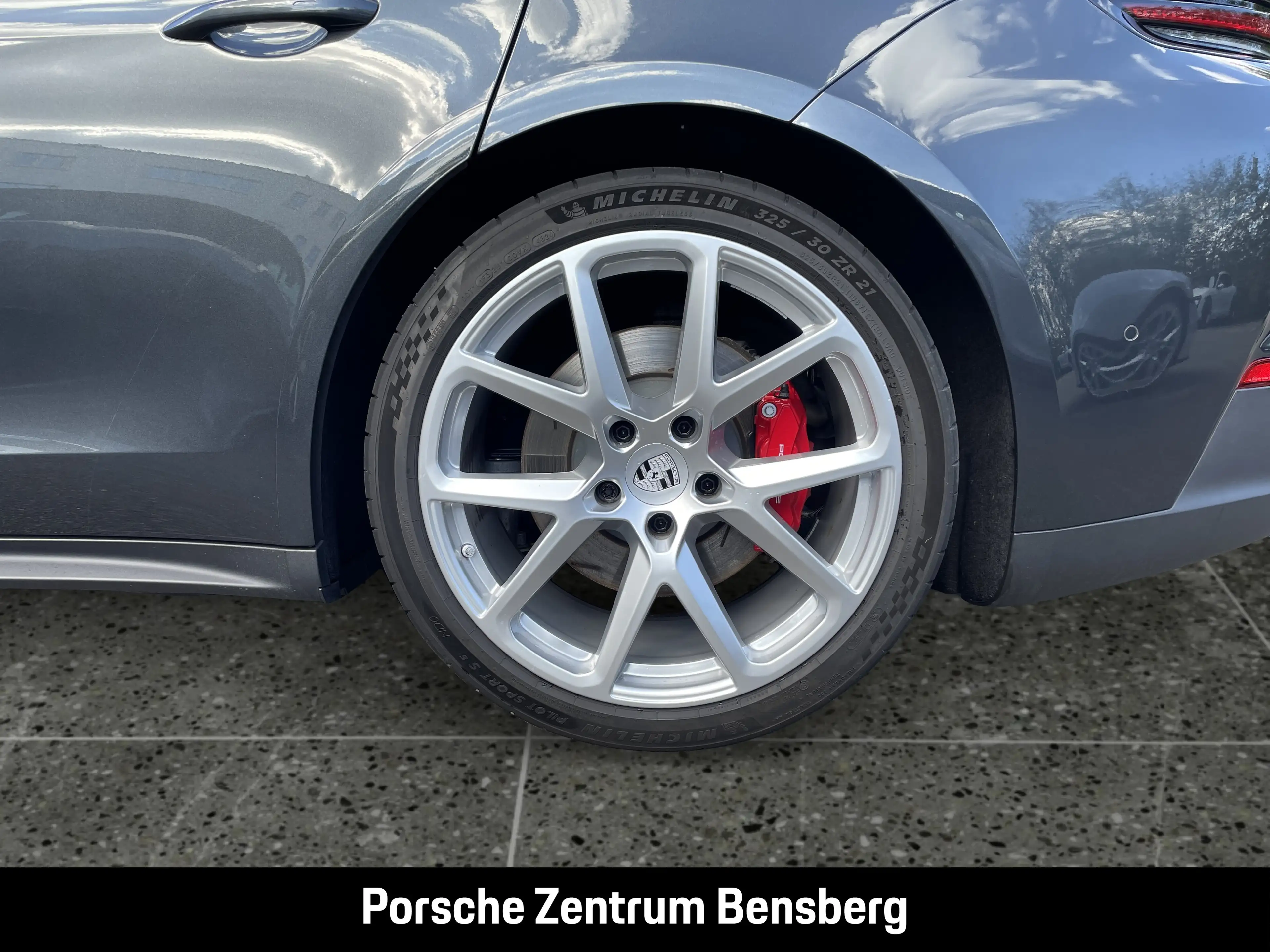 Porsche Panamera 4S E-Hybrid — photo 8