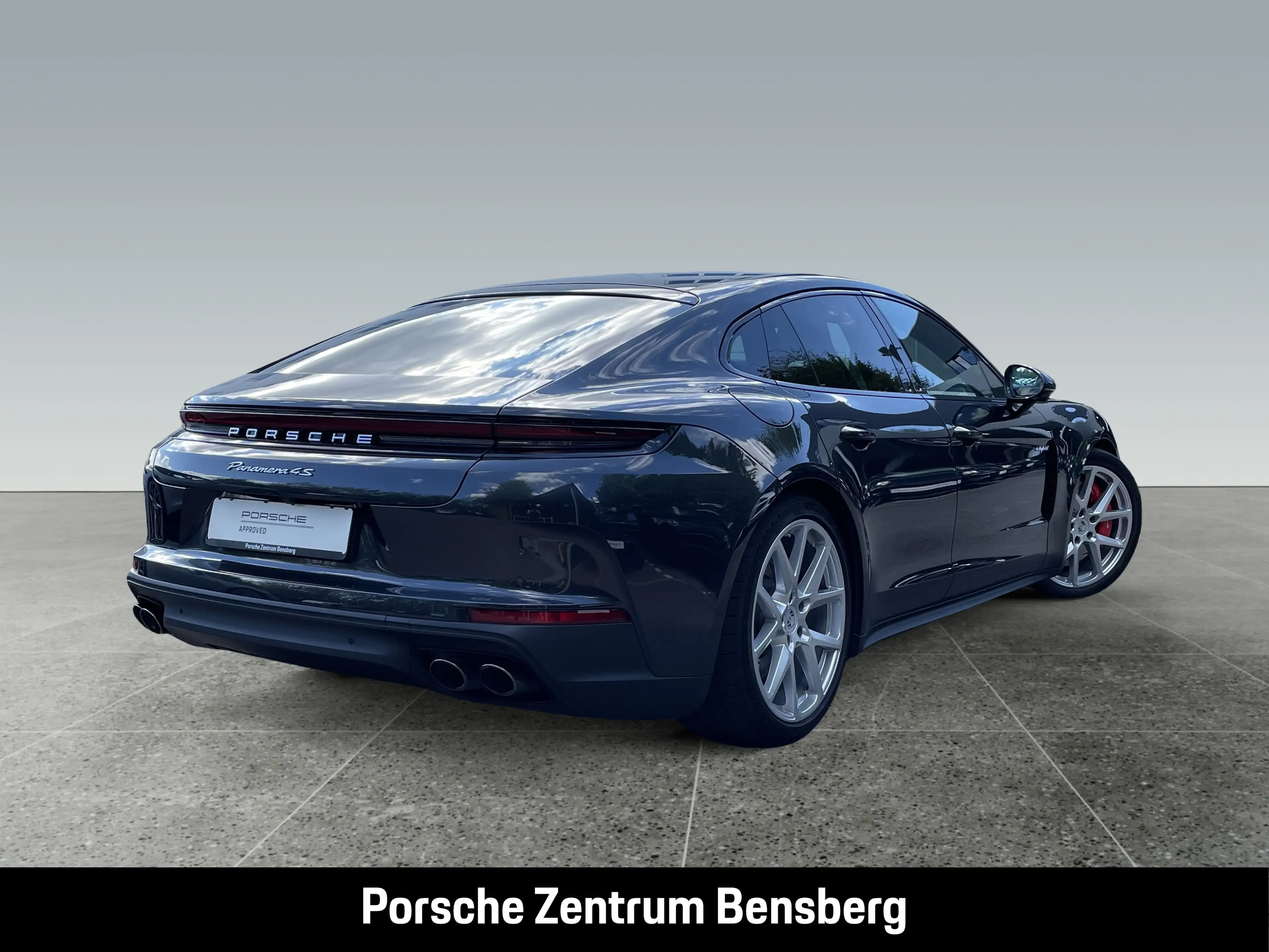 Porsche Panamera 4S E-Hybrid — photo 2