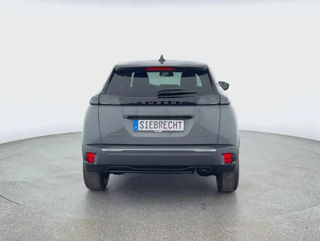 Peugeot 2008 view 4