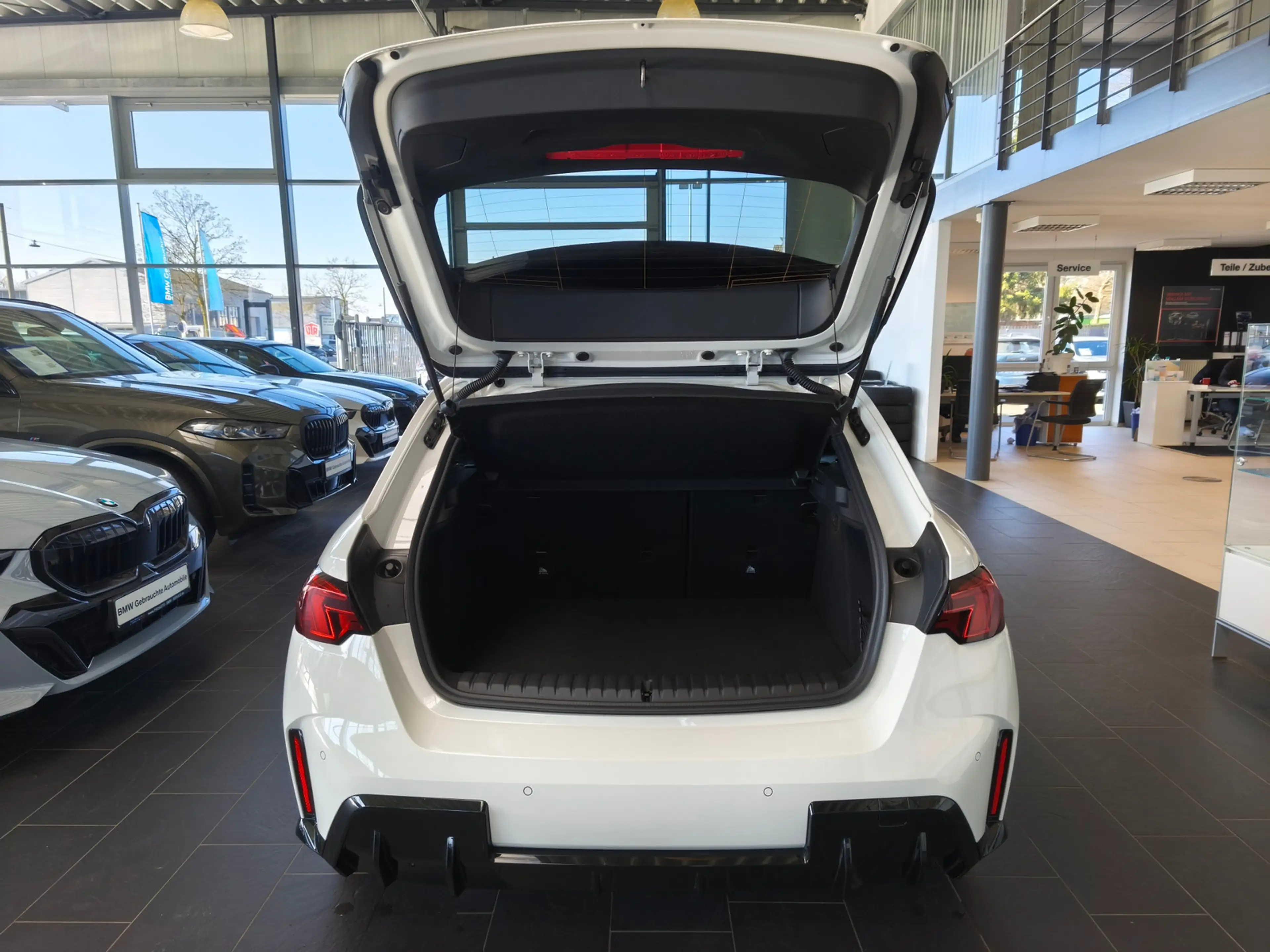 BMW 120 i M Sport PANO/Dr.As+/19"/Komf.Zugang — photo 5