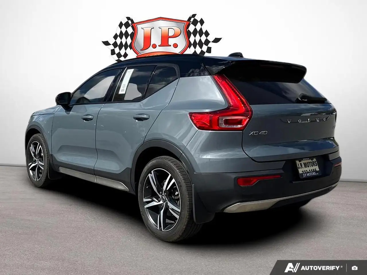 Volvo XC40 снимка Volvo XC40