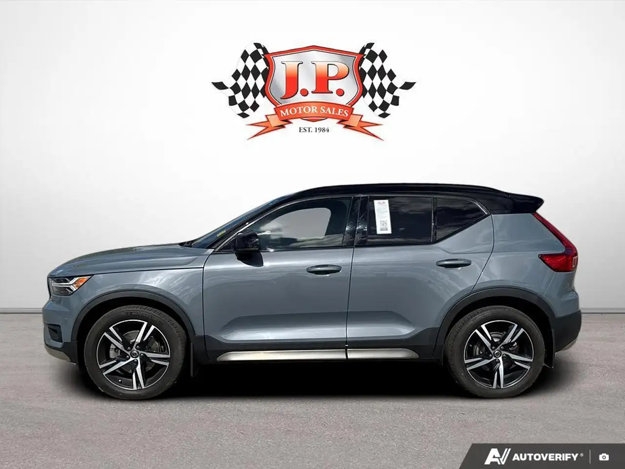 Volvo XC40 снимка Volvo XC40