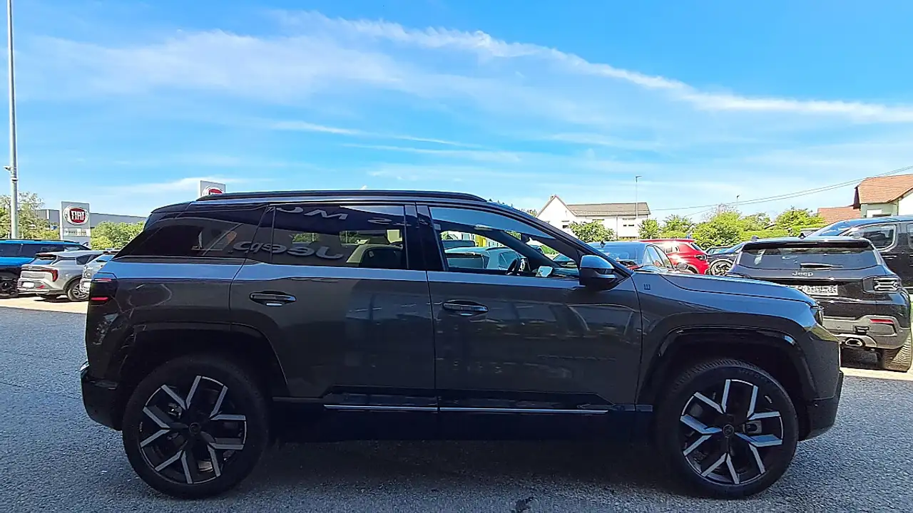 Jeep Compass 2026 — фото 15