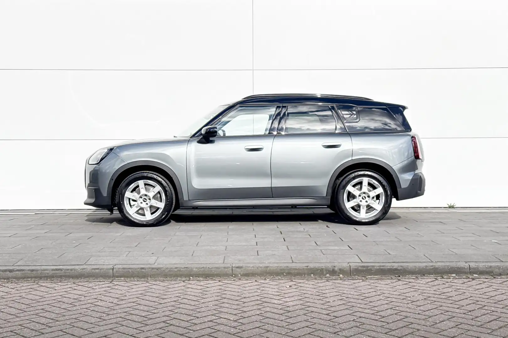 MINI Countryman C Classic Classic uitvoering | Trekhaak | Panoramada Groen - 2