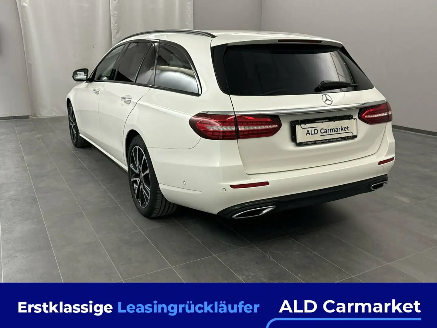 Mercedes-Benz E 220 d 4Matic T 9G-TRONIC Avantgarde Kombi, 5-türig, Au - 2
