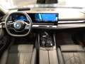 BMW 550 e xDrive Schwarz - thumbnail 9