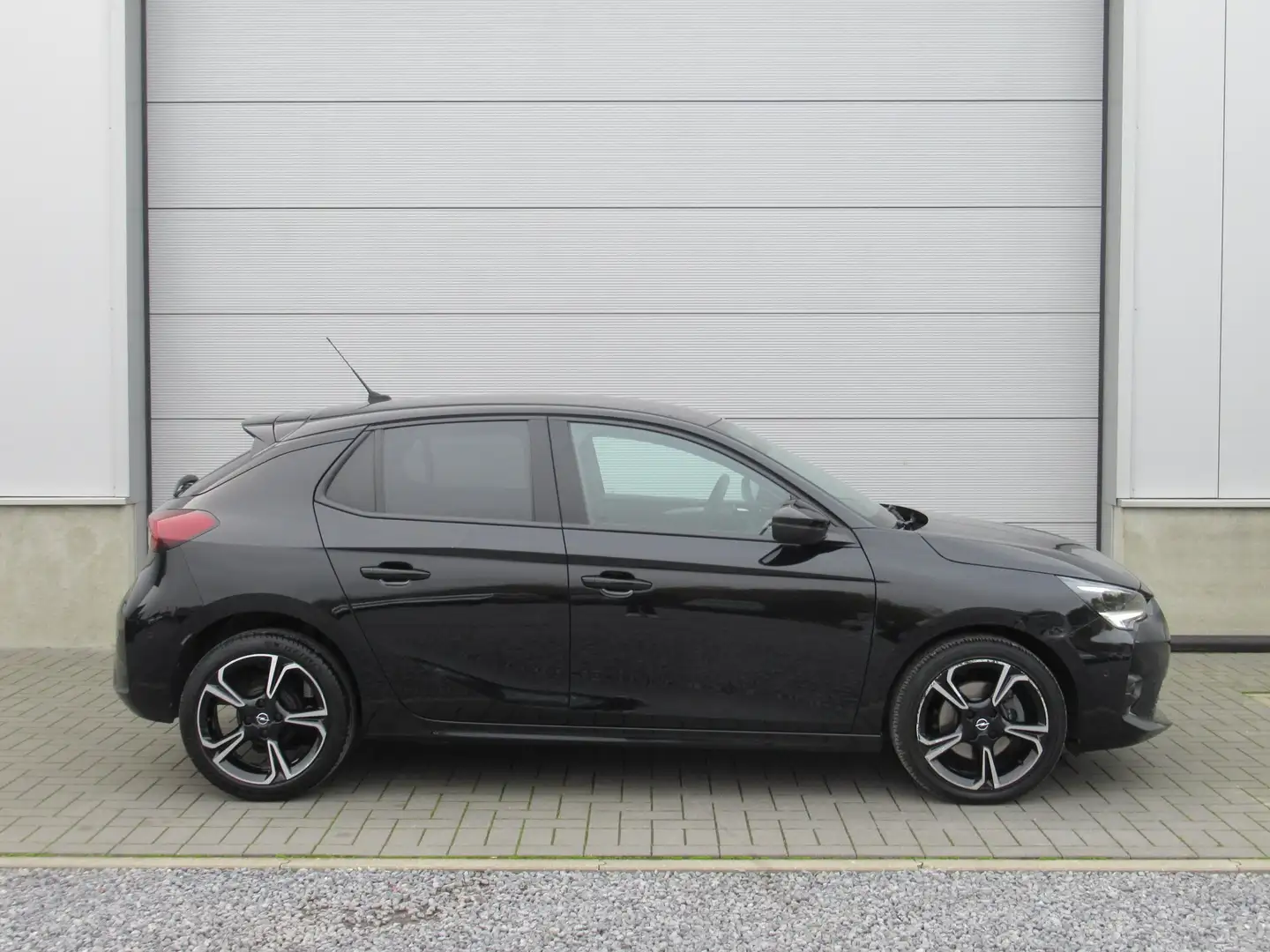 Opel Corsa 1.2i GS Line / € 9.900 netto / Sport / Navi - 2