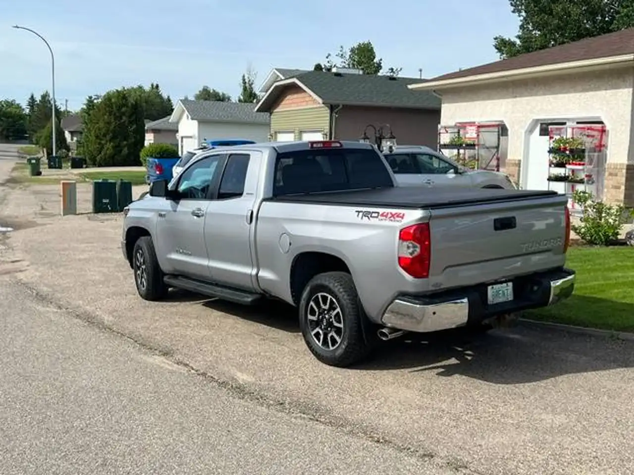 Toyota Tundra снимка Toyota Tundra