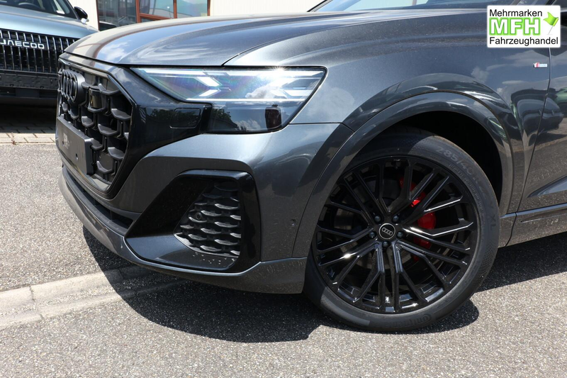 Audi Q8 S line 2xS AssistenzP+ 22Z Laser Pano HUD Klim4... — photo 4