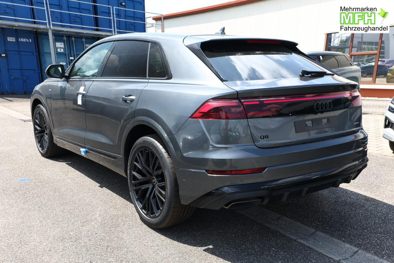 Audi Q8 S line 2xS AssistenzP+ 22Z Laser Pano HUD Klim4... — photo 3