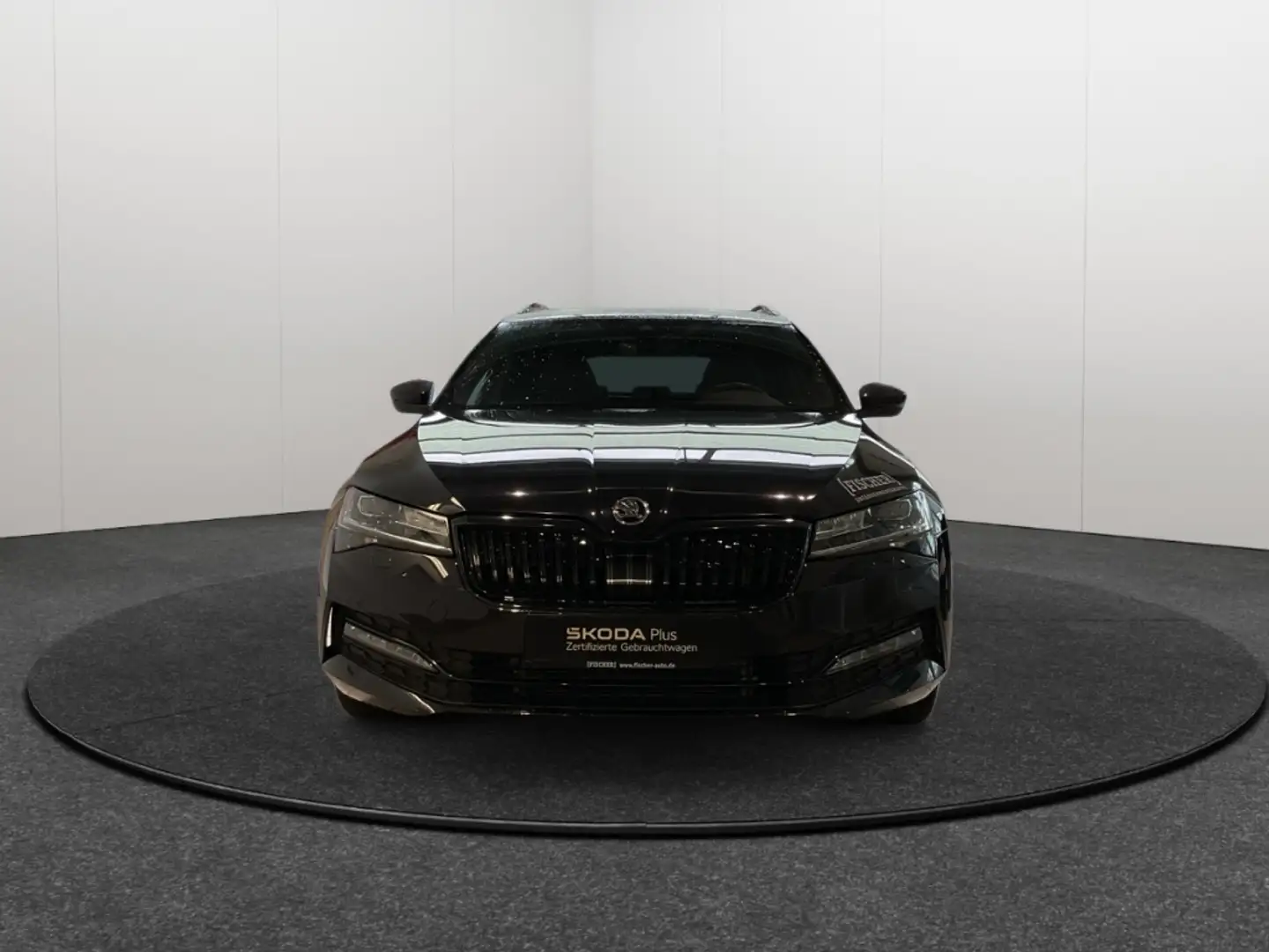 Skoda Superb Combi 2.0TDI DSG Sportline Matrix AHK STHZ Navi 36 Schwarz - 2