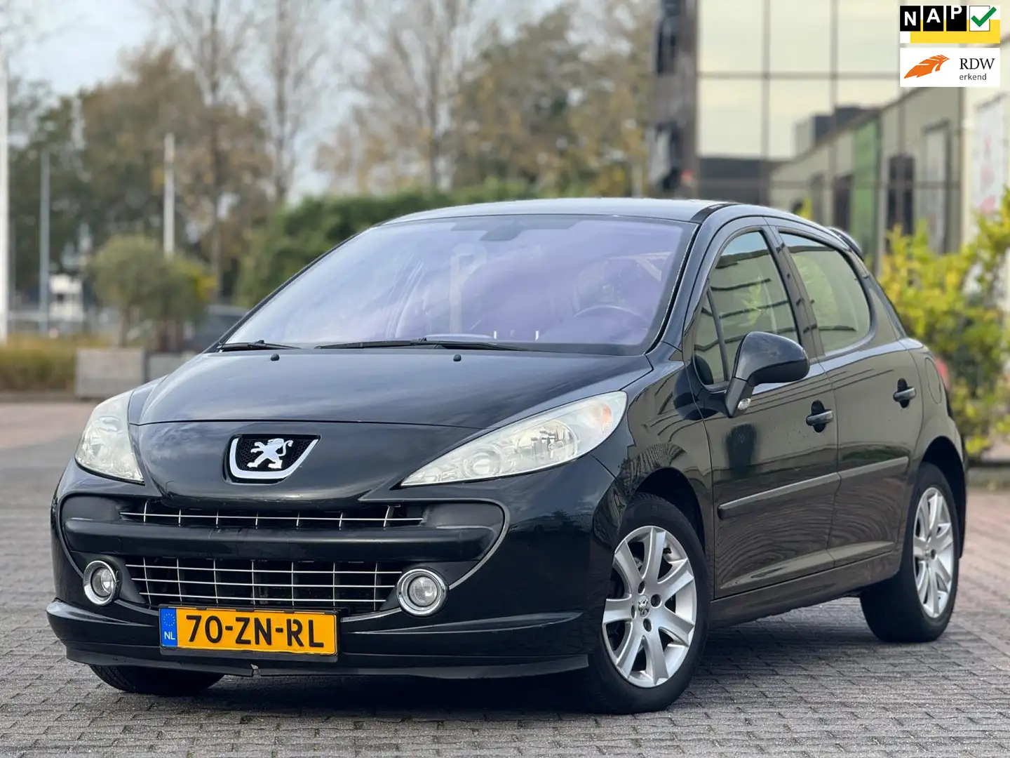 Peugeot 207 1.6 VTi XS Pack | Airco | Cruise Control | Elektri Zwart - 1