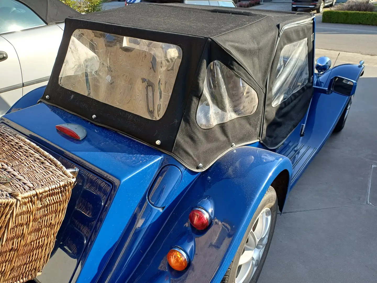 Oldtimer Morgan Kemp Blau - 1