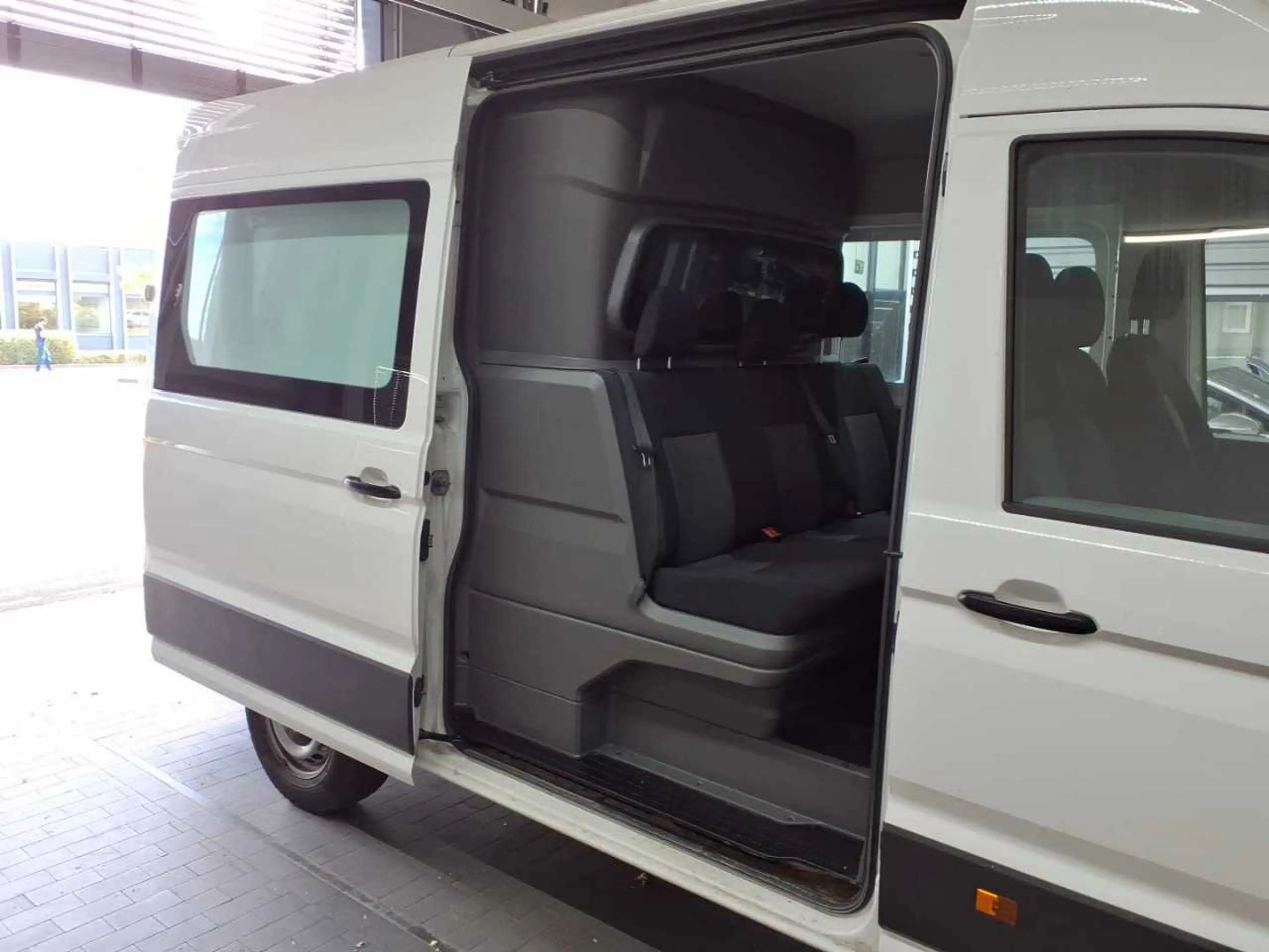 Volkswagen Crafter Plus 35 Kasten L2H2 / Bluetooth, PDC — photo 10