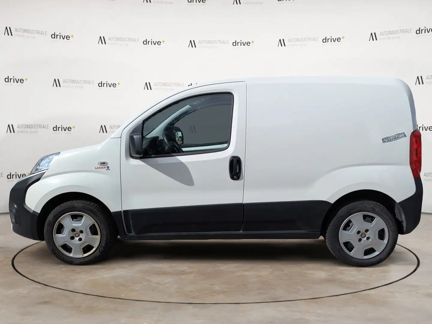 Fiat Fiorino CARGO 1.3 MULTIJET 95CV ADVENTURE SX Blanco - 2