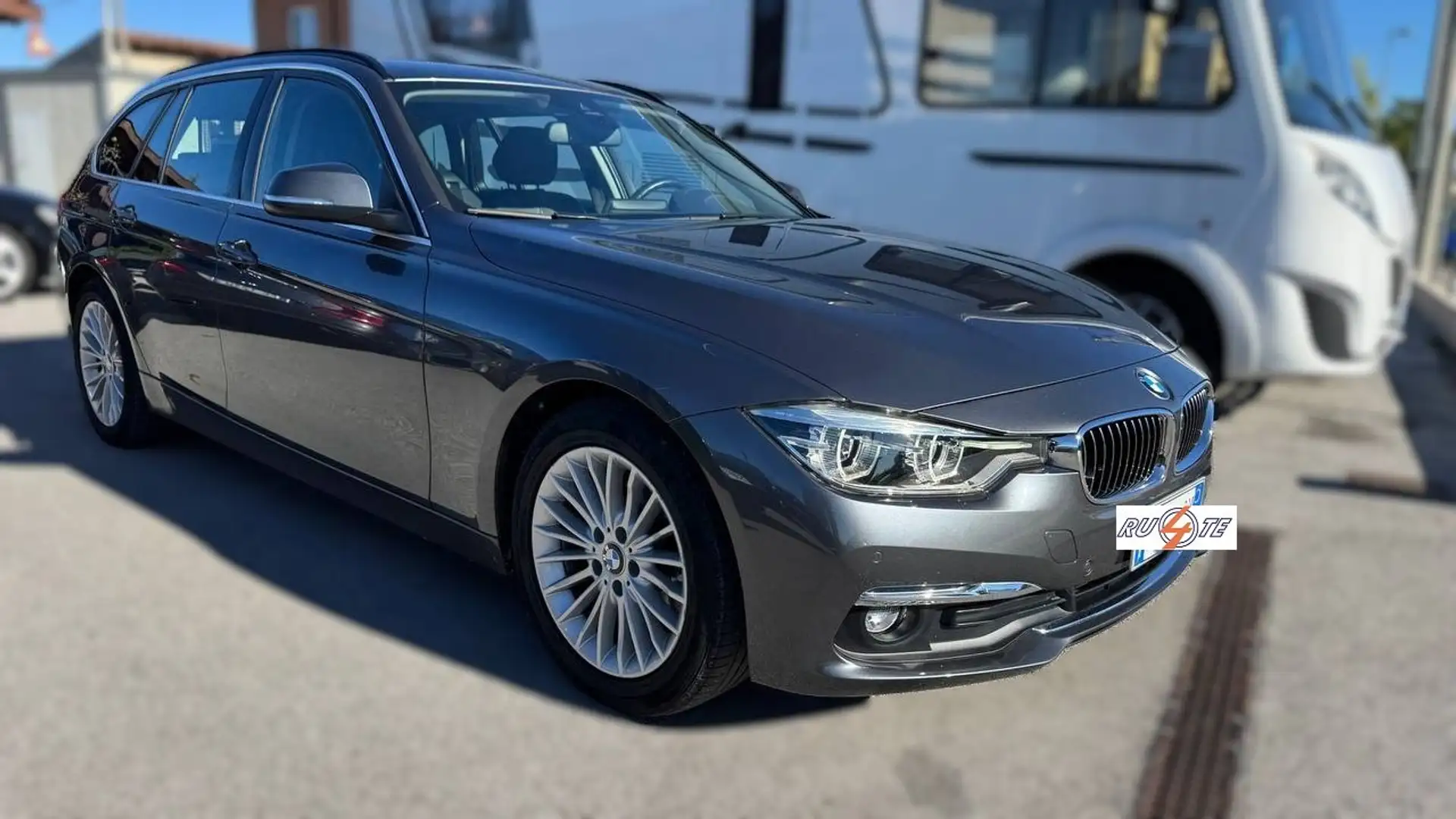 BMW 316 d Touring luxury Grigio - 1