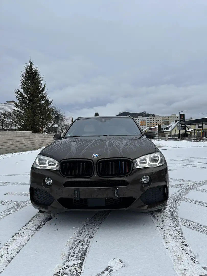 BMW X5 xDrive40d Österreich-Paket Aut. Braun - 1