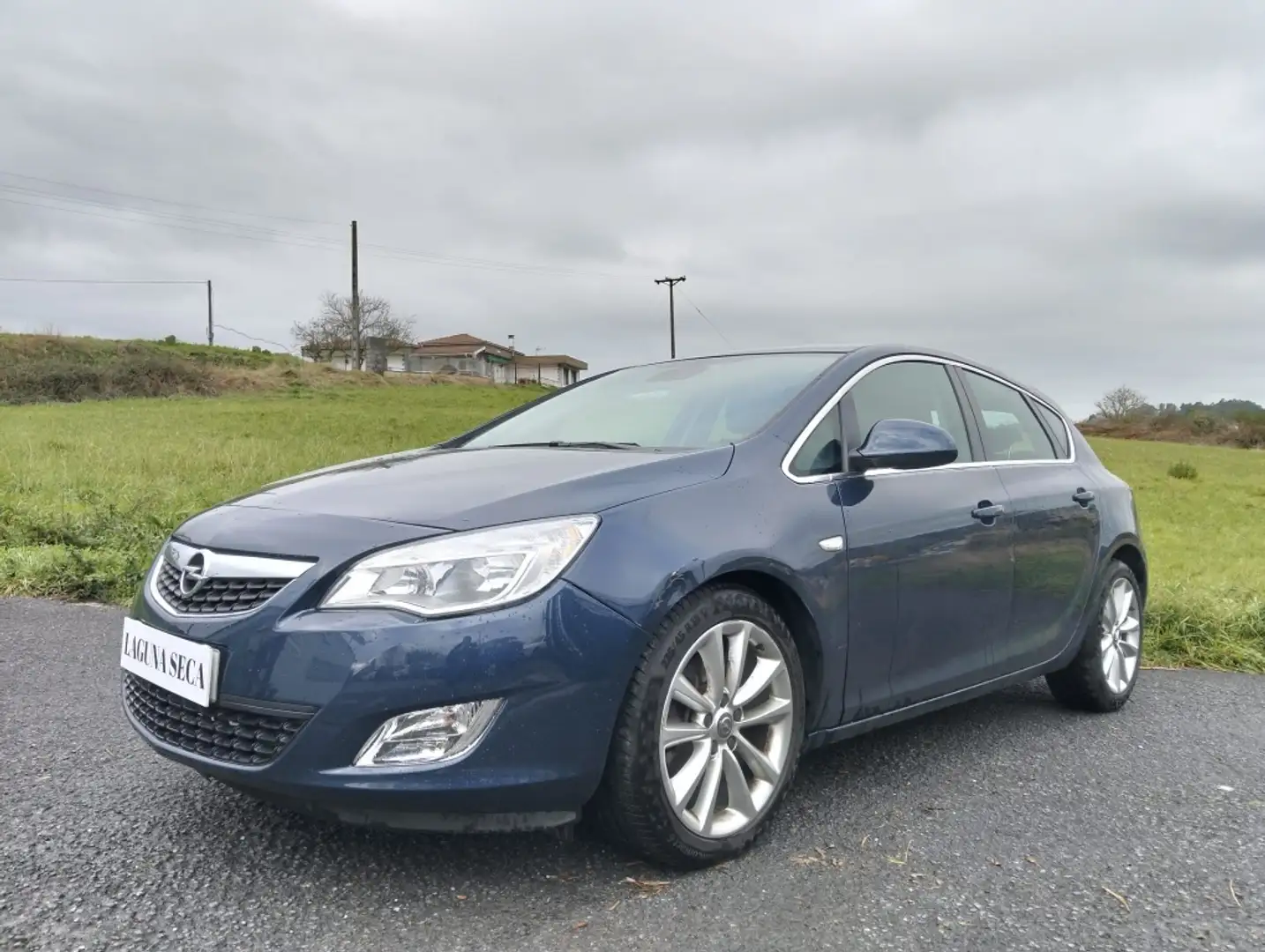 Opel Astra 1.7CDTI Cosmo 125 Gris - 1