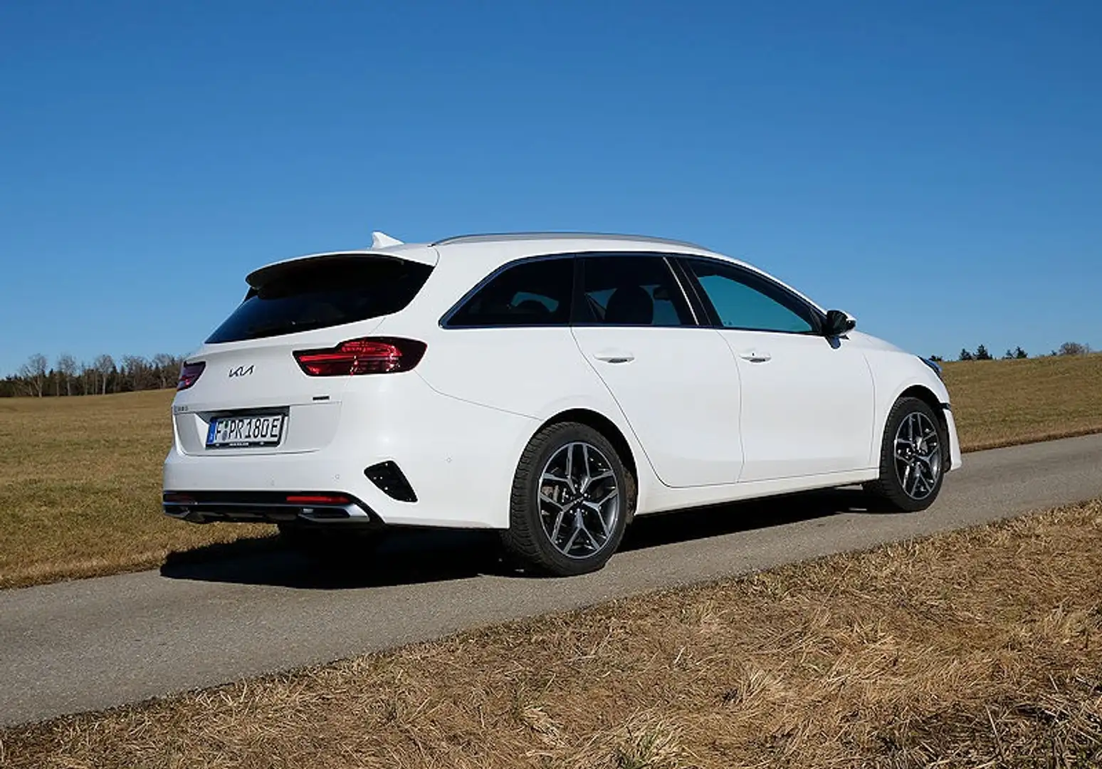 Kia Ceed SW / cee'd SW Ceed Sportswagon Vision Solange der Vorrat reicht Weiß - 2