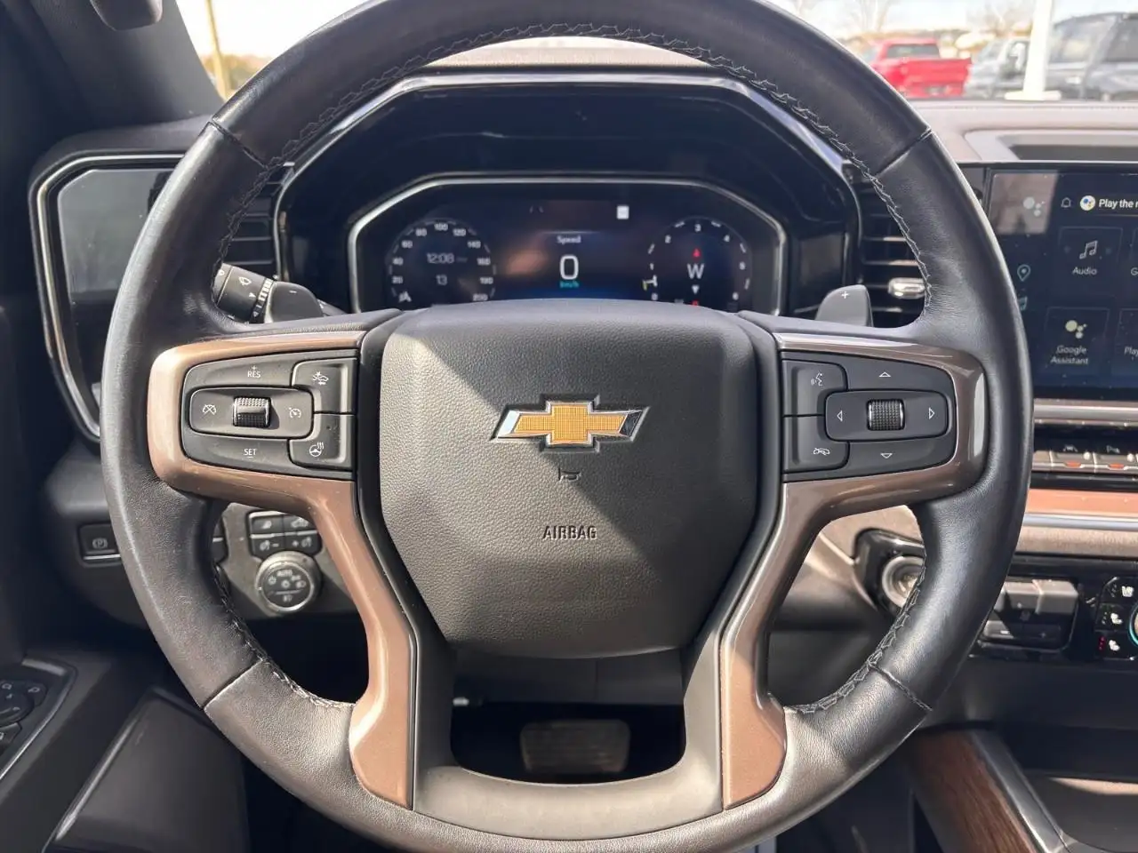 Chevrolet Silverado 1500 снимка Chevrolet Silverado 1500