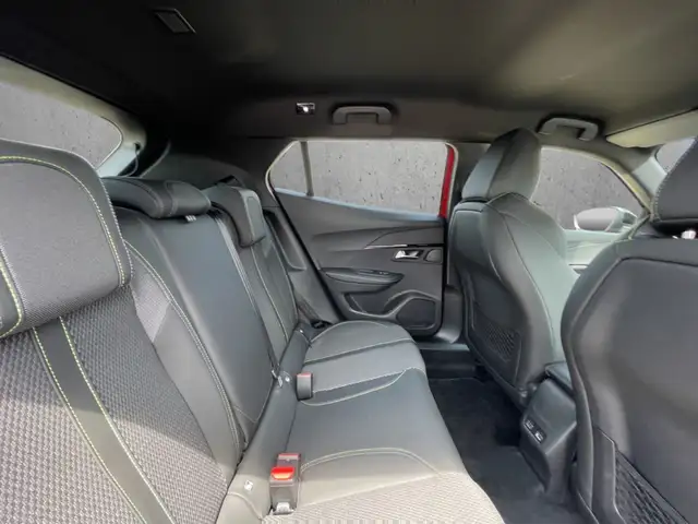 Peugeot 2008 view 14