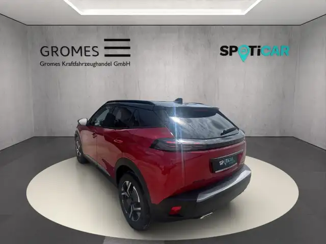 Peugeot 2008 view 5