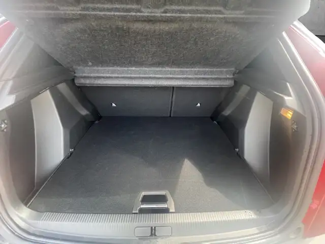 Peugeot 2008 view 7