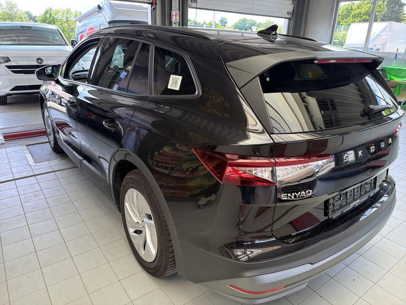 Skoda Enyaq iV 50 Loft — photo 2