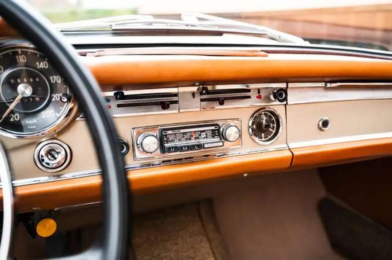 Mercedes-Benz 250 SL / PAGODE / 55 YEARS FIRST OWNER / FULL SERVICE, foto 10